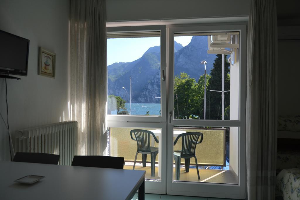 Residence Ambra Riva del Garda Exterior photo