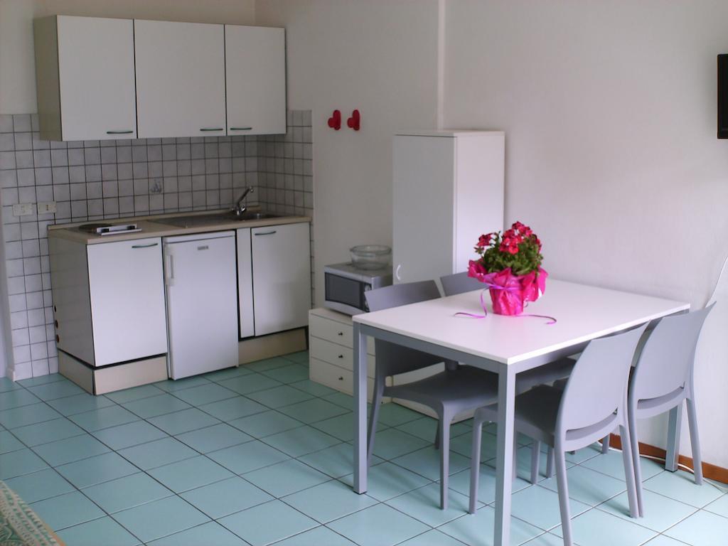 Residence Ambra Riva del Garda Exterior photo